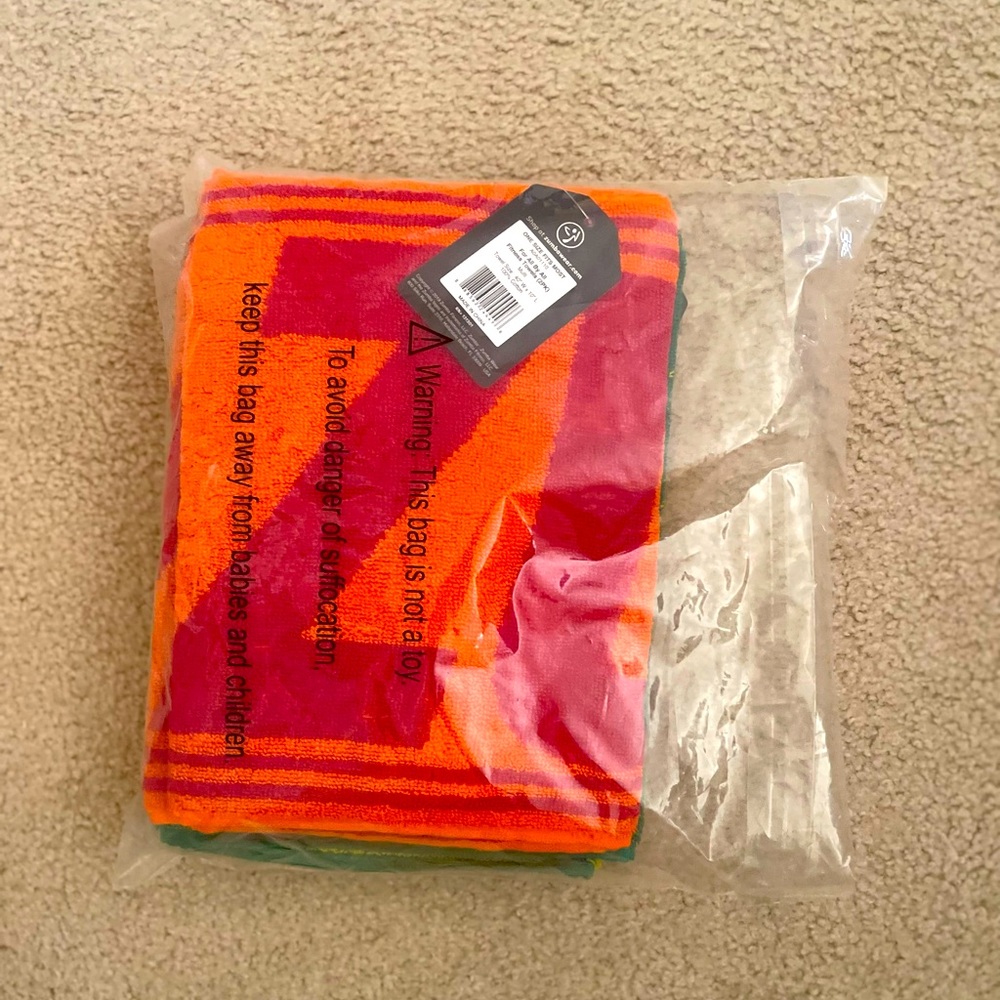 2 zumba towels